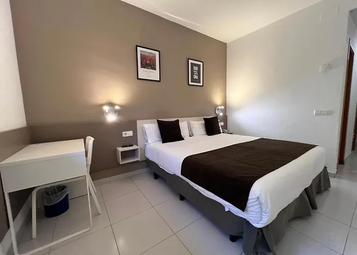 Travessera 2* Barcelona