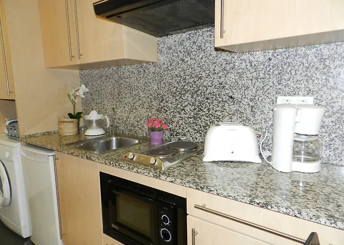 Hotel Travessera Barcelona