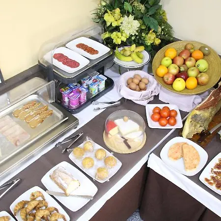Travessera Hotel 2*